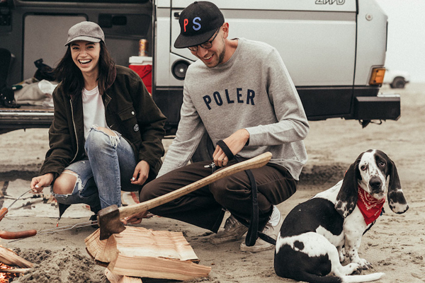 POLER ハーフジップフリース “CAMP SHERPA ANORAK”