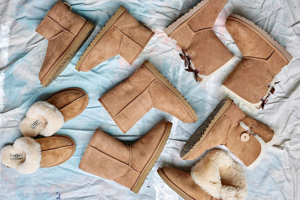 UGG ” MINI BAILEY BUTTON Ⅱ”