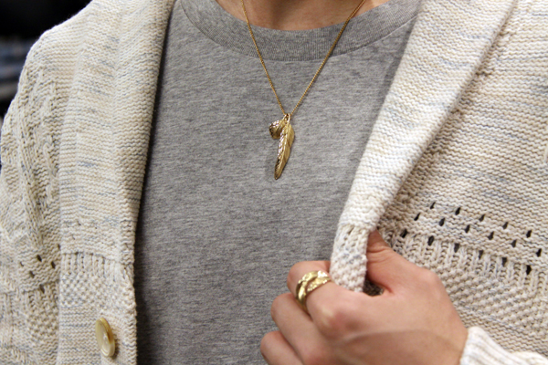 HARIM ギフトにもオススメ①” Slender feathers  Necklace  “