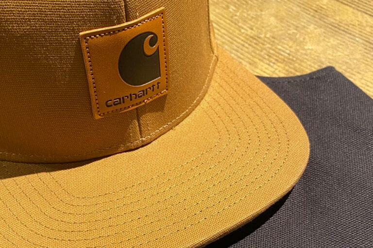 CARHARTT WORK IN PROGRESS  “ダック生地 LOGO CAP  “