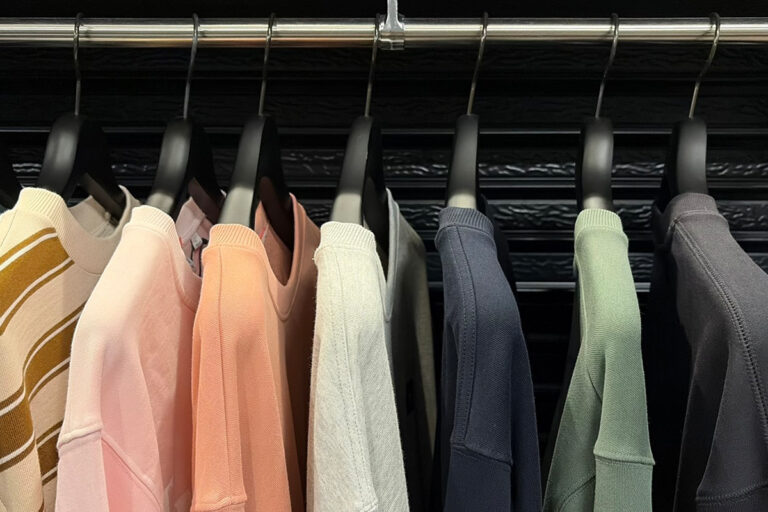 SCOTCH＆SODA　”SLUB YARN CHEST POCKET ARTWORK RELAXED FIT T-SHIRT “