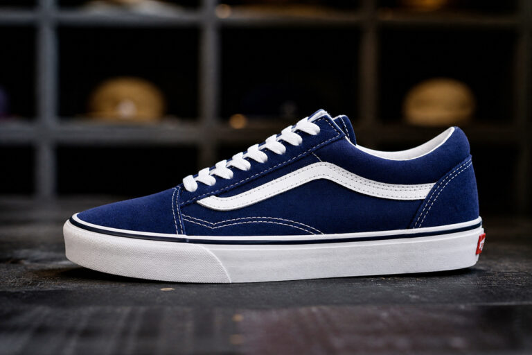 VANSシーズンカラー ” DEEP INDIGO OLD SKOOL “