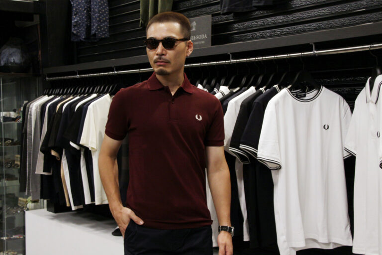 FRED PERRY  ”  M6000 ポロシャツ “