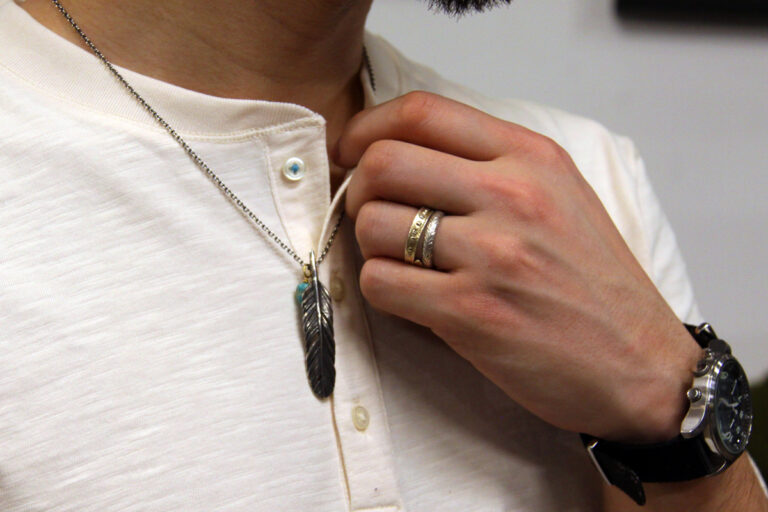 HARIM “最高傑作のフェザーネックレス “